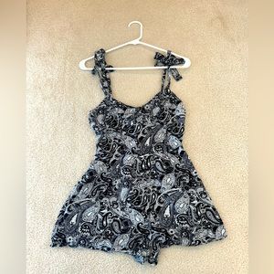 Paisley Print Tie-Strap Romper Jumpsuit